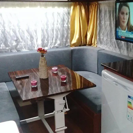 Askania Hotel 2*